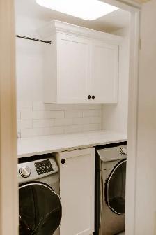 QUARTZ COUNTERTOPS - Photo 9