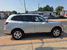 2010 Hyundai Santa Fe - Photo 8