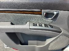 2010 Hyundai Santa Fe - Photo 18