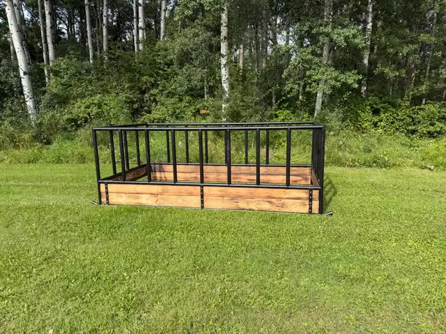 Double bale feeder