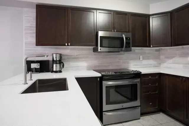 QUARTZ COUNTERTOPS FAST!
