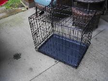 small dog crate LIKE NEW