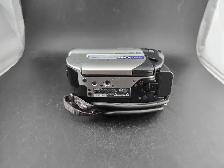Sony DCR-DVD108 Camcorder w/case/charger - Photo 6
