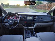 3018 Kia Sedona LX - Photo 7