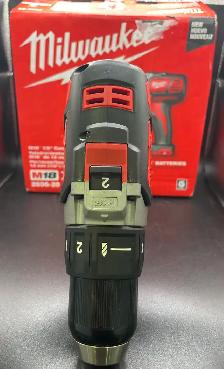 MILWAUKEE M18 1/2" DRILL 2606-20 - Photo 5
