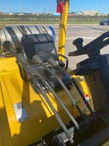 Refreshed 5000 lb Hyster Forklift Cascade Carton Clamp & Non-Mar - Photo 3