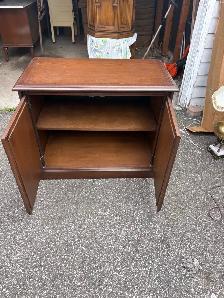 Free delivery used Wooden Cabinet with Double Doors - Photo 7