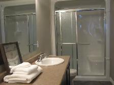 Luxury 3 bedroom Executive Suite Apartment in Guelph - Photo 10