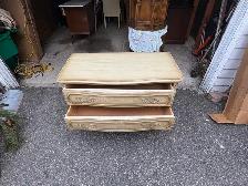 Free delivery used Vintage french provincial Chest of Drawers - Photo 7
