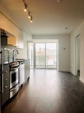 YORKDALE CONDO: 2 BEDS 2 BATHS CONDO W/ PARKING INCLUDED - Photo 3