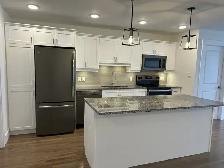 104-50 Lian St., 2Bed   Den, First Floor, Available October 1! - Photo 5