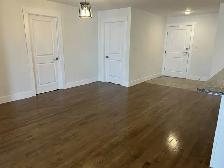 104-50 Lian St., 2Bed   Den, First Floor, Available October 1! - Photo 16