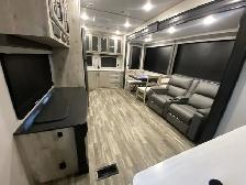 2023 AVALANCHE 295 RKS - Photo 14