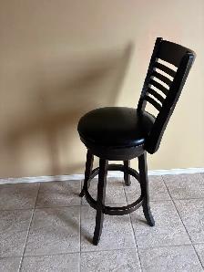 3 stools for sale - Photo 2