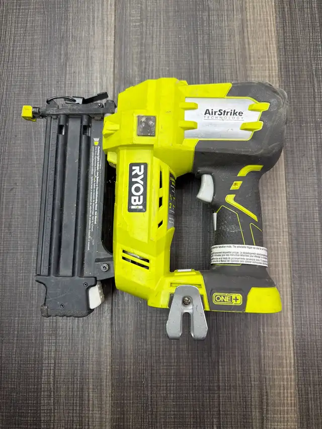 Ryobi P320 18 18GA Nailer