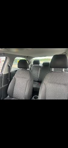 2027 MVI - 2011 VW JETTA - Photo 3