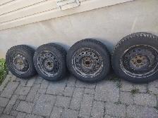 175-65R14x4 jantes Mazda2 2011. Bolt pattern 4x100.