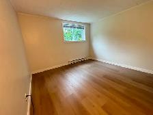 Apartment for Rent in Gravenhurst, Ontario - Photo 9