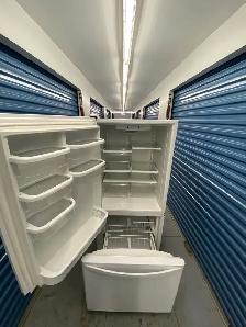 LIKE NEW WHIRLPOOL FRIDGE - Photo 4