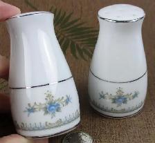 Set vaisselle cmplet-Fine Porcelaine Japonaise DIANE - Photo 4