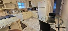 Bright 2BR Detached House – Furnished – Steps to Yonge & Subway - Photo 3