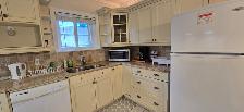 Bright 2BR Detached House – Furnished – Steps to Yonge & Subway - Photo 6