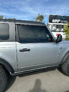 2024 Ford Bronco Black Diamond - Photo 2