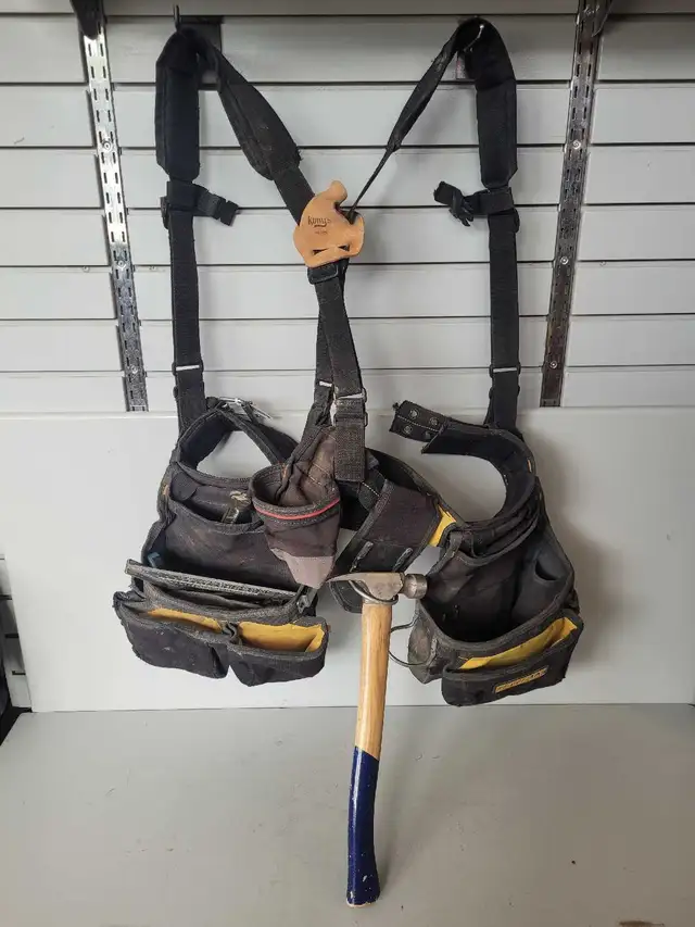 Dewalt Tool Belt w/Various Hand Tools (30841713)
