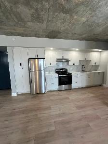 New 2 bed 2 bathroom Available now & October