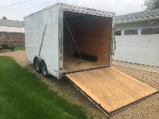 15' V-Shaped Enclosed Tandem Trailer - Photo 5