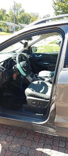 Ford escape SE - Photo 4