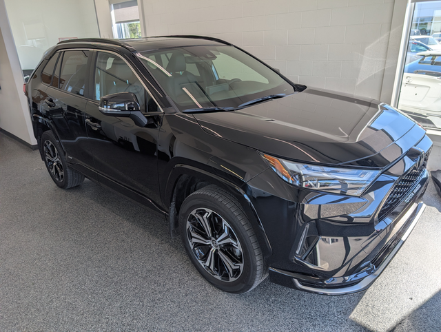 2025 Toyota RAV4 Plug-In Hybrid XSE AWD