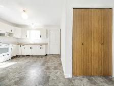 3 Bedroom townhouse for rent on Westside - Photo 5