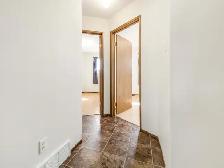 3 Bedroom townhouse for rent on Westside - Photo 9
