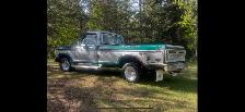 1979 Ford Lariat - Photo 2
