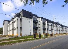 2 Bedroom Apartment for Rent - 7230 Darcel Ave - Photo 11