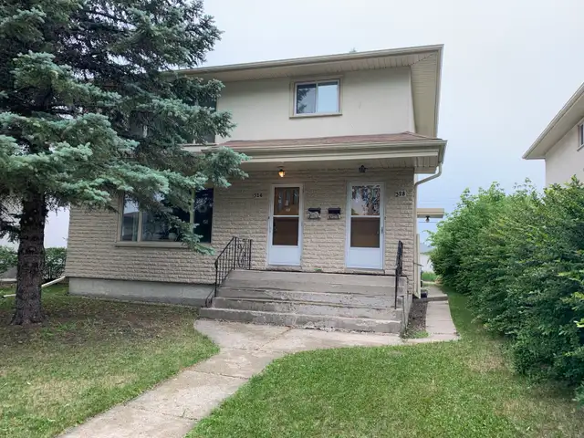 FOR RENT 326 MILFORD MAIN FLOOR