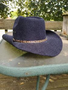 Western/Cowboy Hat - Like New - Photo 5