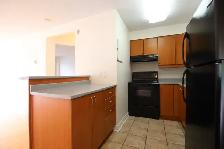 Beautiful 1 Bdm Condo, Manor Park, Pkg Incl, Sept/Oct - Photo 6