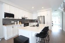 Newer (2025) 4 Bdm/2.5 Bth End-Unit Townhome, Russell, AvailNow! - Photo 3