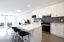 Newer (2025) 4 Bdm/2.5 Bth End-Unit Townhome, Russell, AvailNow! - Photo 5