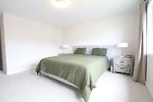 Newer (2025) 4 Bdm/2.5 Bth End-Unit Townhome, Russell, AvailNow! - Photo 15