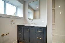 24-051 Gorgeous renovated flat. Wellington NS. Air conditioned - Photo 15