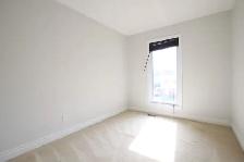 Wonderful 3 Bdm/1.5 Bth Townhome, Woodroffe/Medhurst, Sept/Oct - Photo 18