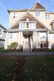 Wonderful 2 Bdm/2.5 Bth Lower Unit Terrace Home, Kanata, Oct 1