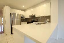 Wonderful 2 Bdm/2.5 Bth Lower Unit Terrace Home, Kanata, Oct 1 - Photo 2
