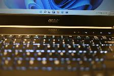 Acer travelmate p645 series 14' w11 1TB 12gb Ram i5 USED working - Photo 3