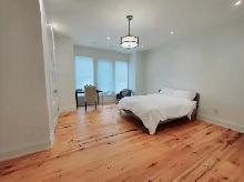 Room for Rent next to Lawrence West subway station & Yorkdale - Photo 7