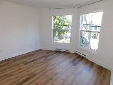 Beautiful renovated 2bed/2bath South-end Condo - VIDEO TOUR! - Photo 14
