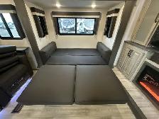 2025 AVALANCHE 346FL - Photo 21